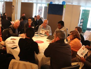 ALNAP members discuss key challenges at a humanitarian event