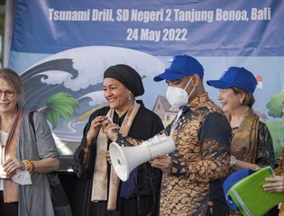 School Tsunami Preparedness Activity in Bali