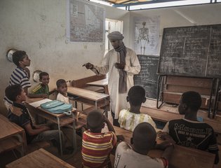 Education in Emergencies - School in Mberra